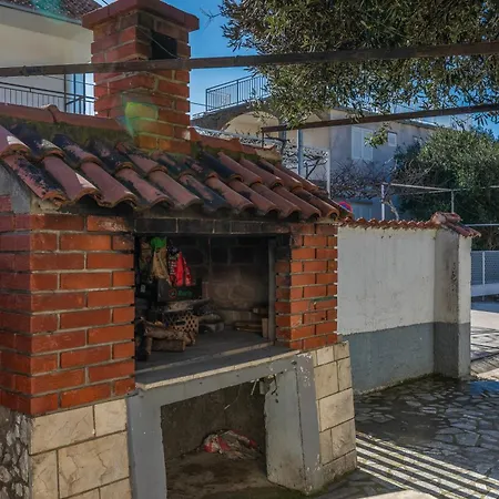 6050a Apartment