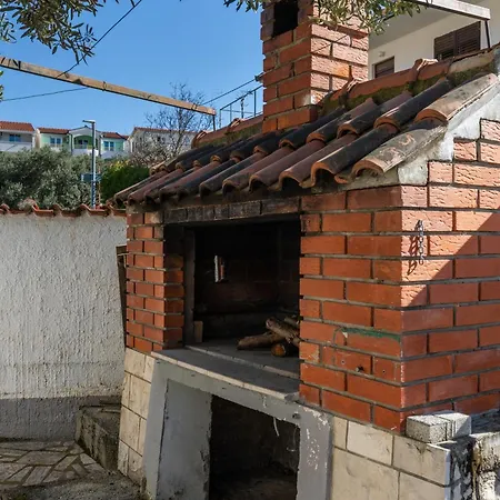 6050a Apartment